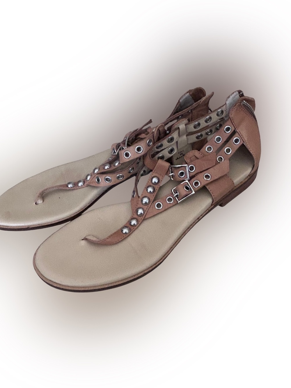 🌞MAKE OFFER🌞 Donald J. Pliner Brown Studded GladiatorLeather Brown Sandals 8
